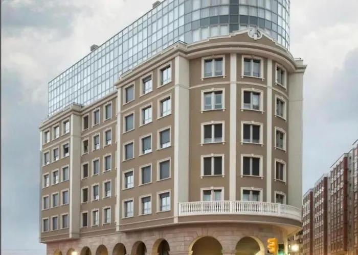 Residencial Playa Poniente 66 De Apartamento Gijón