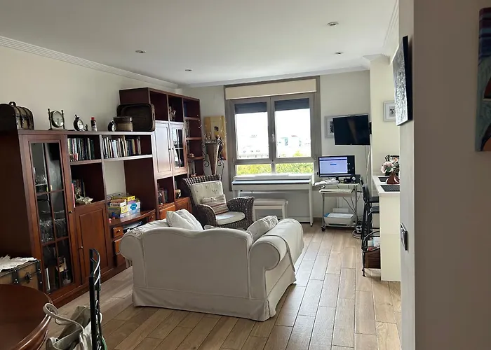 Residencial Playa Poniente 66 De Gijón