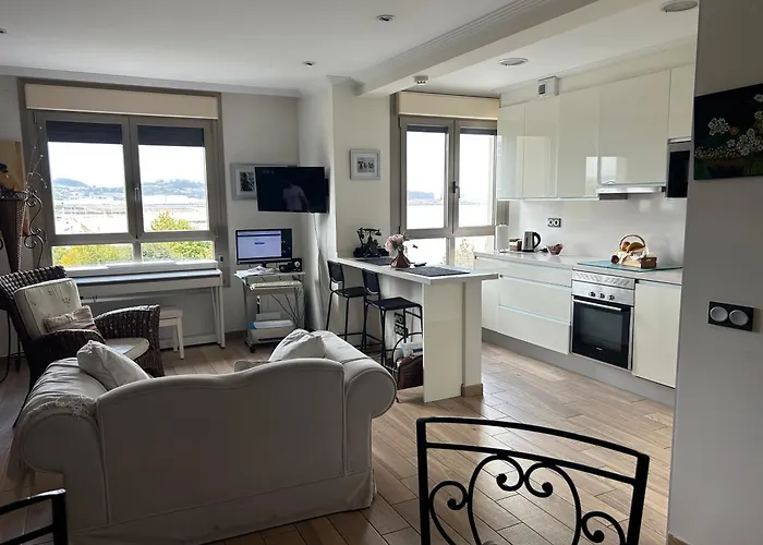 Residencial Playa Poniente 66 De Gijón